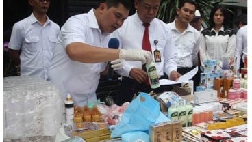 Gudang Kosmetik Ilegal di Jakut Digerebeg BPOM