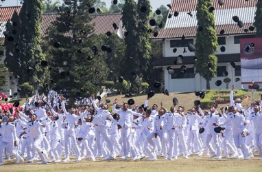 Jokowi Minta Pamong Praja Muda Tunjukkan Prestasi & Loyalitas