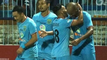 Ingin Naik ke Papan Atas, Persela Gaet Atayew dan Dendy