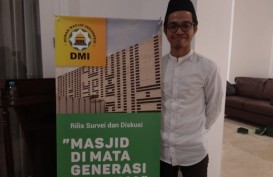 Survei DMI: Setiap Hari Ada 1 dari 3 Pemuda Datang Beribadah ke Masjid