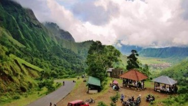 Lombok Diguncang Gempa, Jalur Pendakian Gunung Rinjani Ditutup