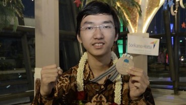 Siswa Indonesia Raih Medali Emas di Olimpiade Kimia dan Fisika 2018