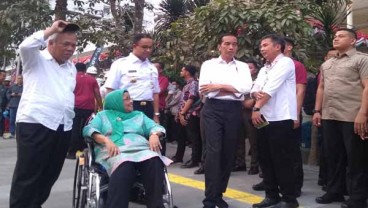 Jokowi & Anies Tinjau Pelican Crossing bagi Pejalan Kaki