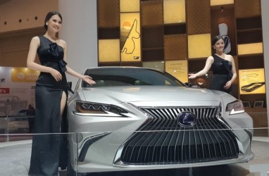 GIIAS 2018: The Entirely-New Lexus ES Jadi Rebutan, Ini Musababnya