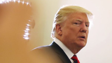 Mantan Staf Gedung Putih Sebut Trump Benar-benar Rasis