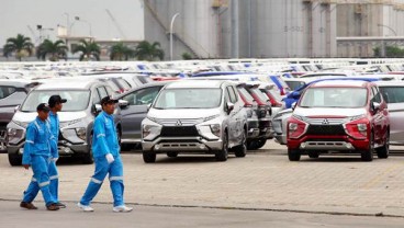 KEMACETAN LALU LINTAS DI PELABUHAN  : Car Terminal Priok Butuh Akses Tol