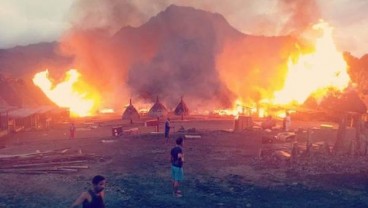 Gurusina Terbakar: Kerugian Sekitar Rp5,4 Miliar, Belum Termasuk Biaya Ritual Pembuatan Rumah Adat