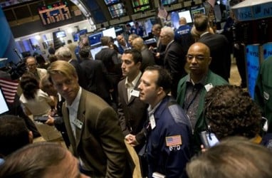 Pertikaian Tarif Impor Memanas, Wall Street Tertekan