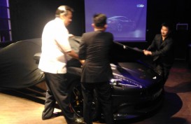 Satu-satunya! Aston Martin Vanquish S Ultimate Resmi Meluncur di Indonesia
