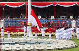 Tim Nusa Kibarkan Sang Merah Putih di Istana Merdeka