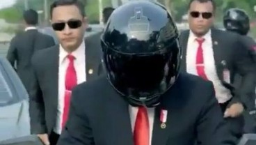 Macet, Jokowi  Naik Motor ke Pembukaan Asian Games 2018