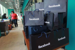 Sidang Perdana Class Action, Facebook & Cambridge Analytica Mangkir