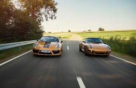 Setelah 20 Tahun, Porsche Hadirkan 911 Turbo Klasik Dengan Onderdil Asli