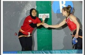 Lagi, Medali Emas Indonesia dari Panjat Dinding Putri