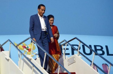 "Terbang" 7 Jam, Presiden Jokowi Tiba di Korsel Minggu Malam