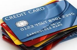 Transaksi Kartu Kredit Terkoreksi Pelemahan Rupiah