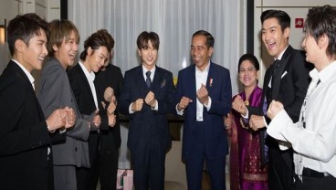 Super Junior dan Presiden Jokowi Goyang Dayung di Seoul