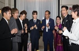 Super Junior dan Presiden Jokowi Goyang Dayung di Seoul