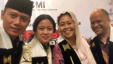 PILPRES 2019: Yenny Wahid, Antara Si Tukang Kayu dan Mantan Bos Pabrik Kertas?