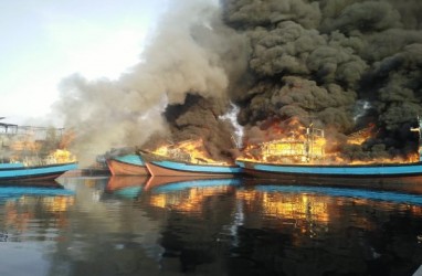  5 Kapal Nelayan Terbakar di Pekalongan