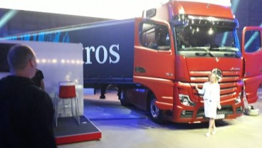 LAPORAN DARI HANNOVER: Daimler AG Perkenalkan Truk dan Bus Anyar