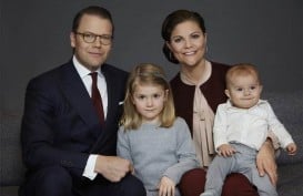 Begini Bentuk Perhatian Manis Pangeran Daniel dari Swedia Pada Keluarganya