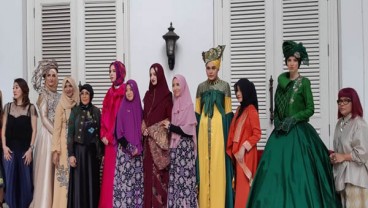 6 Desainer Indonesia akan Tampil di Paris Fashion Week Spring/Summer 2019