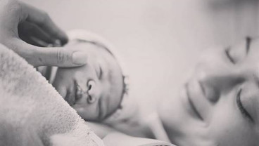 Chicco Jerikho Takjub Saksikan Detik-detik Kelahiran Putri Pertamanya