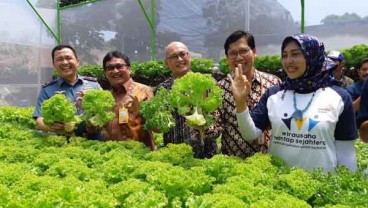 Bank Mantap Serahkan Rumah Hidroponik di Lantamal Malang