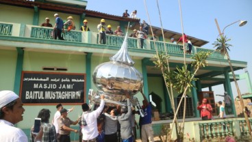 Masjid di Tengah Tol Semarang-Batang Itu Akhirnya Dibongkar