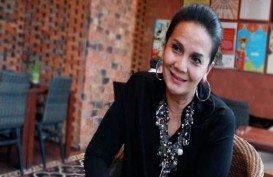 Cinta Batik, Christine Hakim Bersedia Bintangi Film Pendek ‘Sekar’