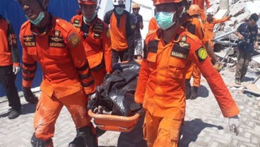 3 Jenazah Atlet Paralayang Ditemukan di Reruntuhan Hotel Roa-Roa, 4 Lagi Masih Dicari