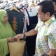 Gerakan Bangga Tanpa Plastik, Kresek Ditukar Tas Purun