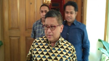 Hasto: Gugatan Farhat Abbas Atas Nama Pribadi. Pemimpin Jangan Tipis Telinga