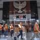 KPK Amankan Rp120 Juta & 6 Orang pada Operasi di Ambon