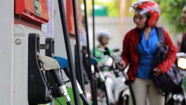Pemerintah Sajikan Ketidakpastian Penyesuaian Harga Premium