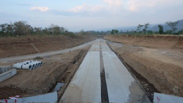 PEMBAYARAN LANGSUNG JALAN TOL : Tiga Ruas Tol Dapat Kucuran Rp1,4 Triliun