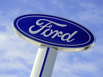 CEO Ford Motor Batalkan Kunjungan ke Konferensi Investor Saudi