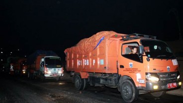 Ini Alasan 51 Truk Sampah DKI Ditahan di Bekasi