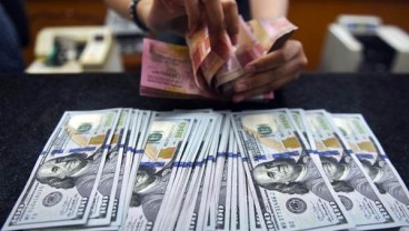 Kurs Jisdor Melemah ke 15.221, Dolar AS Gilas Spot Rupiah