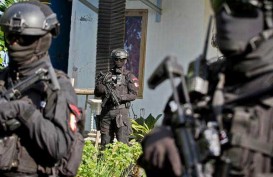Densus Tembak Terduga Teroris di Tanjungbalai