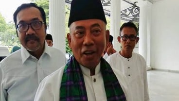 Wali Kota Bekasi Rahmat Effendi Datangi Balai Kota DKI