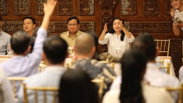 Prabowo Diskusi Dengan Puluhan Youtuber, Blogger, dan Vloger Milenial