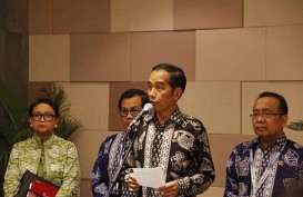 Presiden Jokowi Perintahkan Pencarian Korban Lion Air Tetap Dilakukan Malam Hari