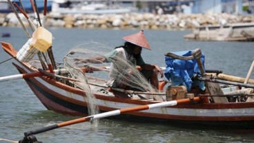 Nelayan Sangihe Peroleh Bantuan Kapal