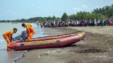 Anies Kirim 5 Kapal Hiu Bantu Proses Evakuasi Lion Air JT 610