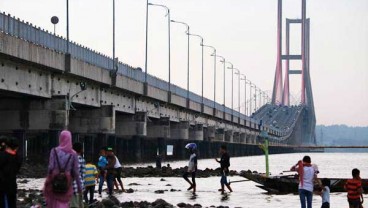 Biaya Pemeliharaan Jembatan Suramadu Masih Dihitung