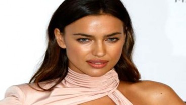 Tips Irina Shayk Seimbangkan Modelling dan Urus Anak