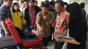 Dukung Kendaraan Listrik, HMMI Serahkan Alat Ukur Kinerja ke UI
