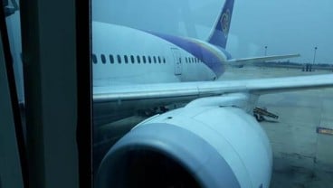 Gara-Gara Boarding Pass Ganda, Boeing 787-800 Thai Airways Sempat Tertahan di Bandara Soekarno-Hatta